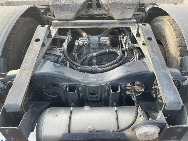 日野 プロフィア BKG-SH1EGXG(2WD)の写真7