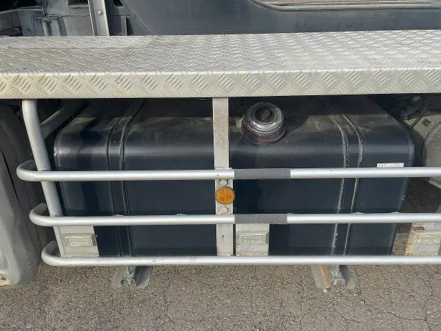 日野 プロフィア BKG-SH1EGXG(2WD)の写真13