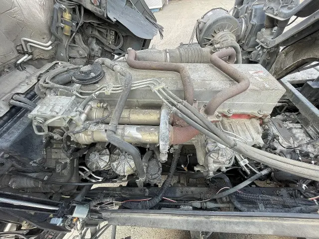 日野 プロフィア BKG-SH1EGXG(2WD)の写真20