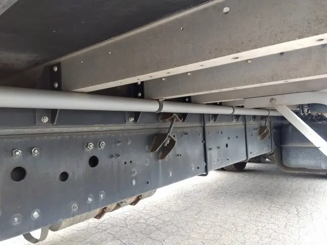 三菱 ファイター LDG-FQ62F(6x4)の写真13