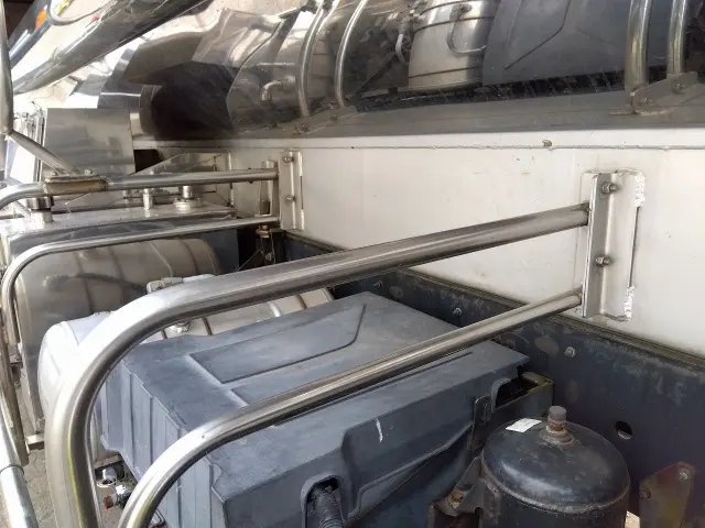 いすゞ ギガ KL-CYG23P4(6x2)の写真13