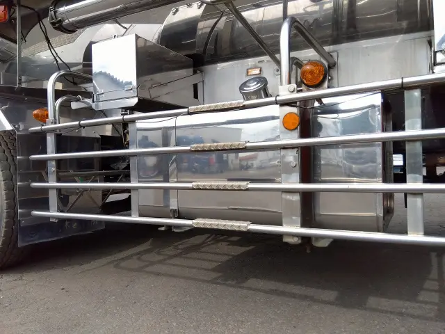 いすゞ ギガ KL-CYG23P4(6x2)の写真16