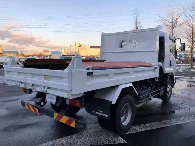 いすゞ フォワード 2PG-FRS90S2(4WD)の写真6
