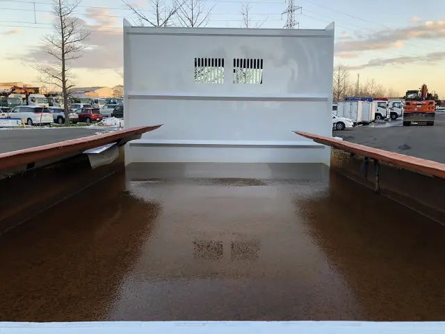 いすゞ フォワード 2PG-FRS90S2(4WD)の写真7