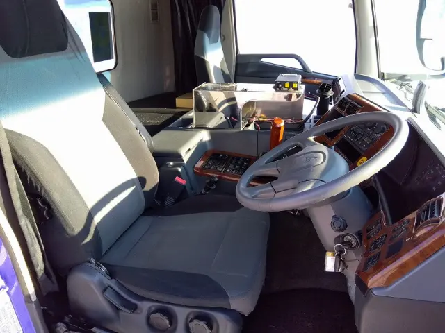 三菱 スーパーグレート QPG-FP64VER(2WD)の写真22