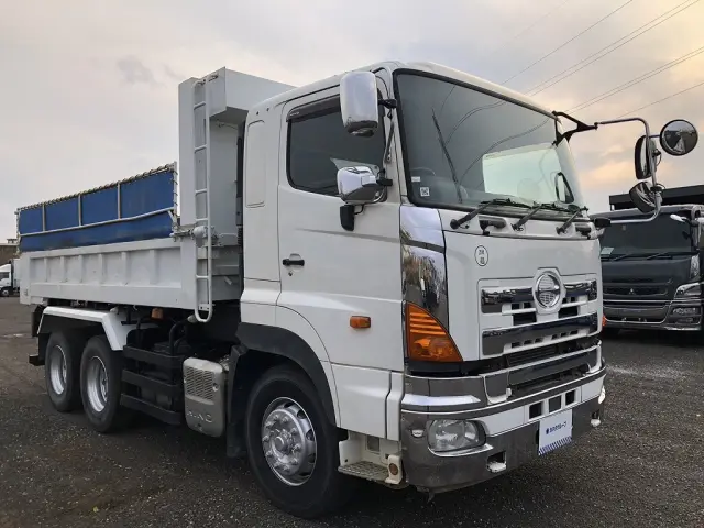 日野 プロフィア QKG-FS1EKDA(6x4)の写真2