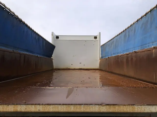 日野 プロフィア QKG-FS1EKDA(6x4)の写真7