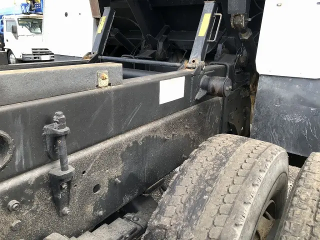 日野 プロフィア QKG-FS1EKDA(6x4)の写真18