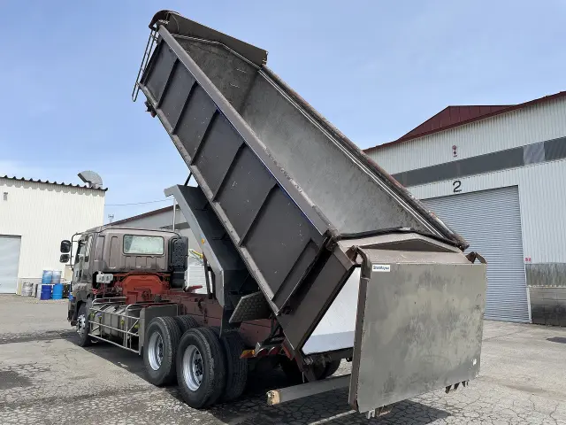 いすゞ ギガ LKG-CYZ77AM(6x4)の写真8