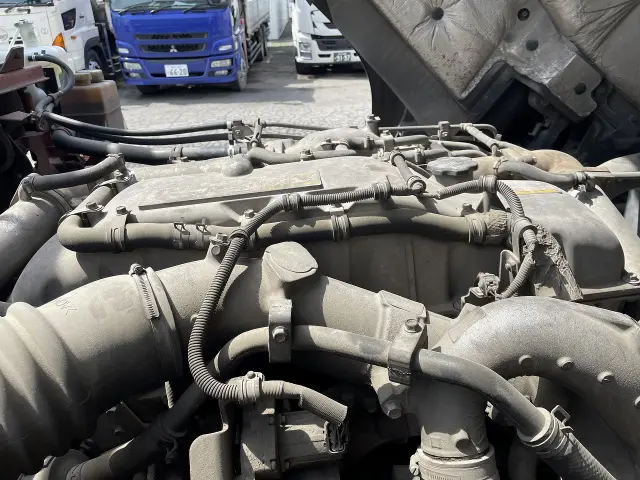 いすゞ ギガ LKG-CYZ77AM(6x4)の写真20