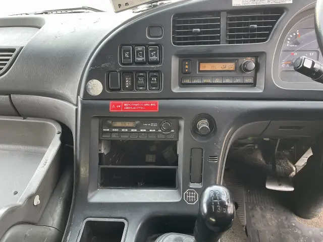 いすゞ ギガ LKG-CYZ77AM(6x4)の写真23