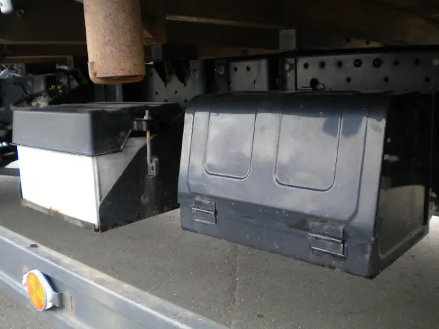 いすゞ エルフ 2PG-NPS88AR(4WD)の写真14