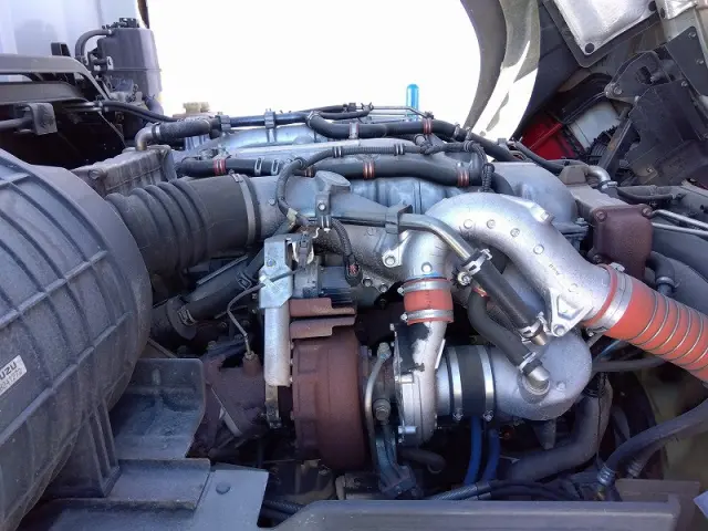 いすゞ ギガ QKG-CYJ77B(8x4)の写真20