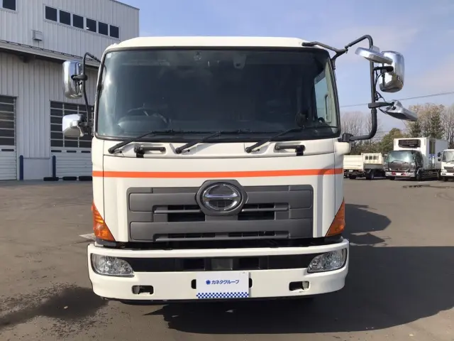 日野 プロフィア QPG-FS1AKDA(6x4)の写真3