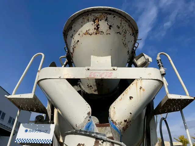 日野 プロフィア QPG-FS1AKDA(6x4)の写真7