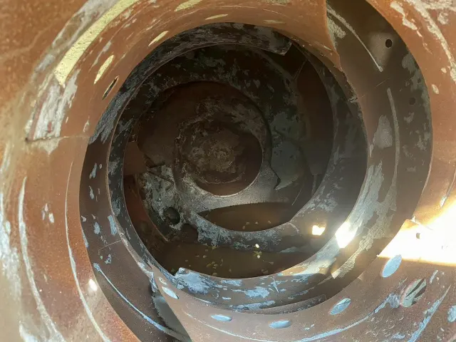 日野 プロフィア QPG-FS1AKDA(6x4)の写真8