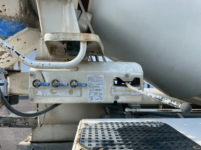 日野 プロフィア QPG-FS1AKDA(6x4)の写真12