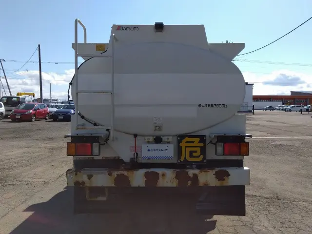 いすゞ エルフ TDG-NKS85AN(4WD)の写真5