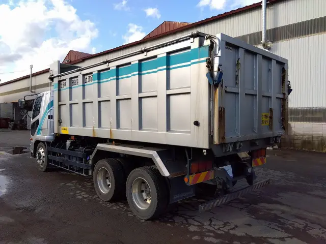 三菱 ファイター LDG-FQ62F(6x4)の写真4