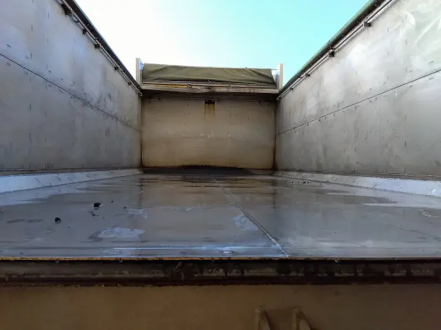 三菱 ファイター LDG-FQ62F(6x4)の写真7