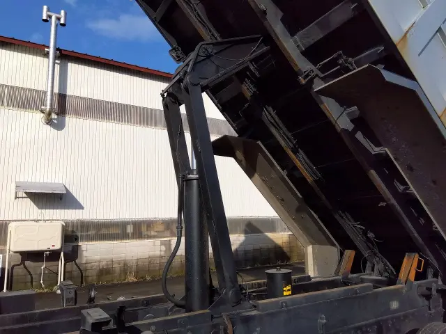 三菱 ファイター LDG-FQ62F(6x4)の写真10