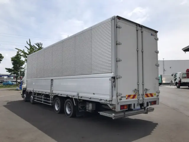 日野 プロフィア QKG-FW1EXBG(8x4)の写真4