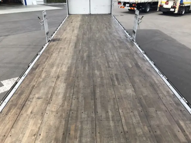 日野 プロフィア QKG-FW1EXBG(8x4)の写真9