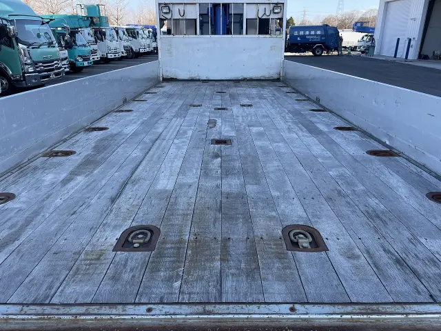 いすゞ フォワード QPG-FTR34S2(2WD)の写真9