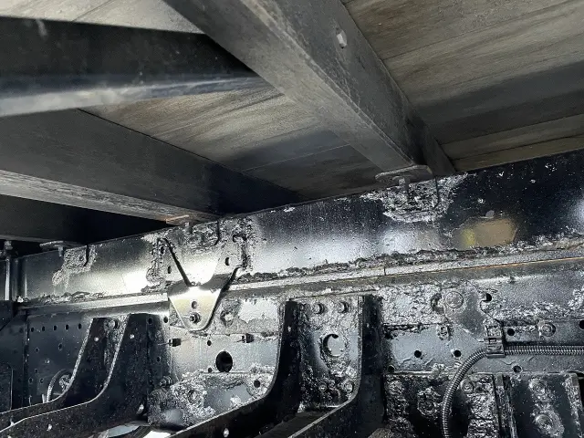 いすゞ フォワード QPG-FTR34S2(2WD)の写真15