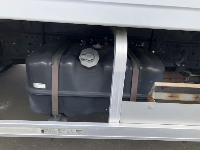 いすゞ エルフ SKG-NPR85AN(2WD)の写真15