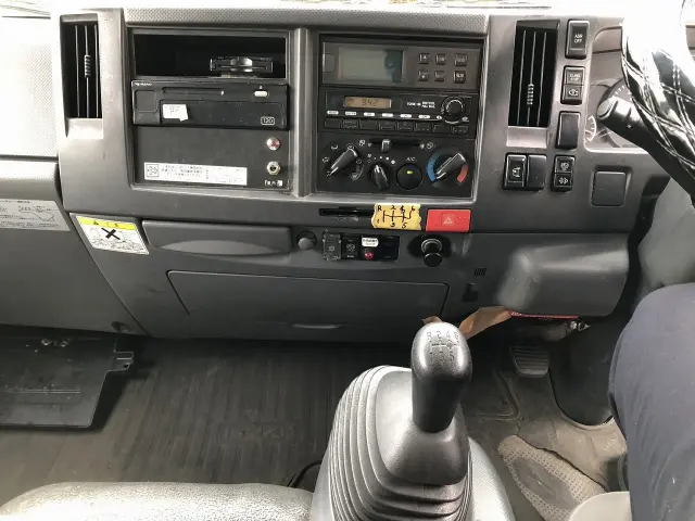 いすゞ エルフ SKG-NPR85AN(2WD)の写真23