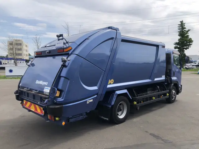 いすゞ フォワード SKG-FRR90S2(2WD)の写真6