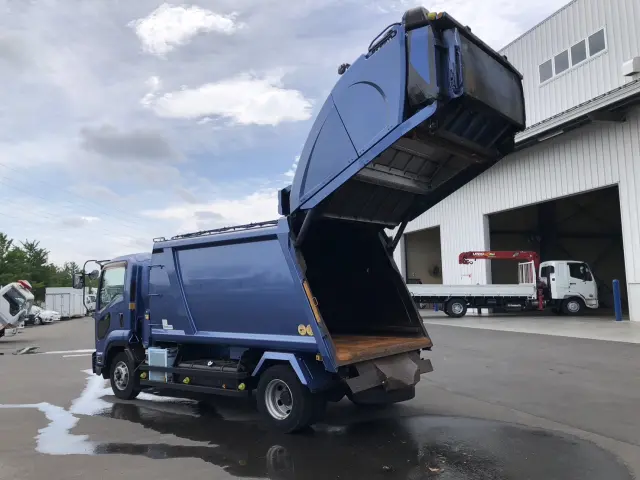 いすゞ フォワード SKG-FRR90S2(2WD)の写真9