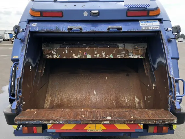 いすゞ フォワード SKG-FRR90S2(2WD)の写真11