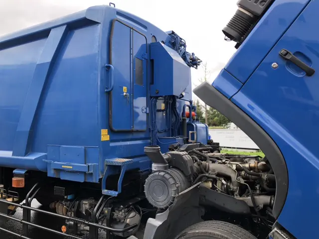 日野 レンジャー QKG-FJ7JGAA(2WD)の写真12