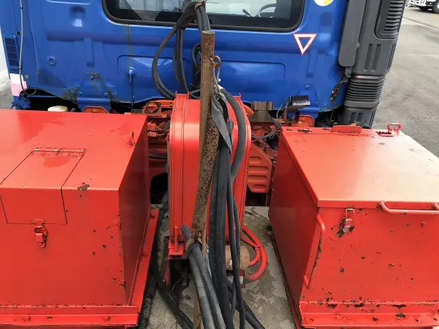 日野 プロフィア QDG-SS1EKDA(6x4)の写真15