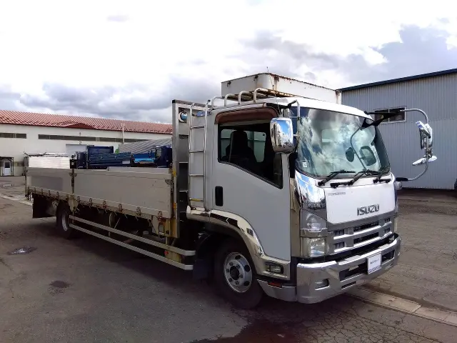 いすゞ フォワード TKG-FRR90S2(2WD)の写真2