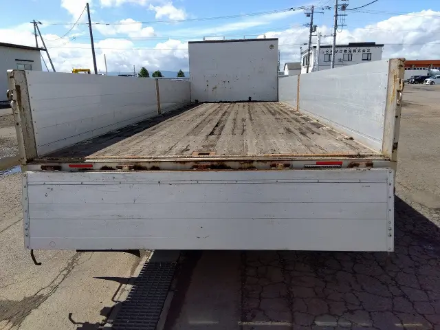 いすゞ フォワード TKG-FRR90S2(2WD)の写真9