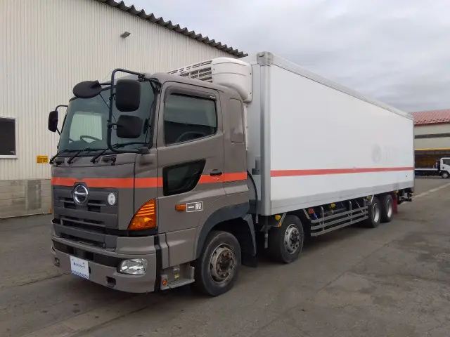 日野 プロフィア QPG-FW1EXEG(8x4)の写真1