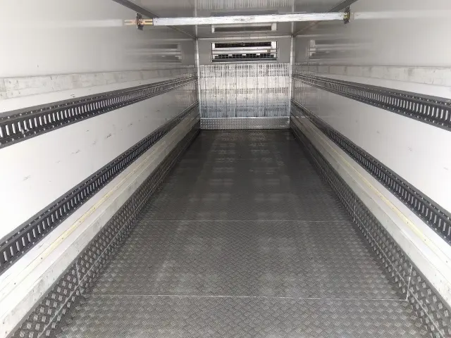 日野 プロフィア QPG-FW1EXEG(8x4)の写真10