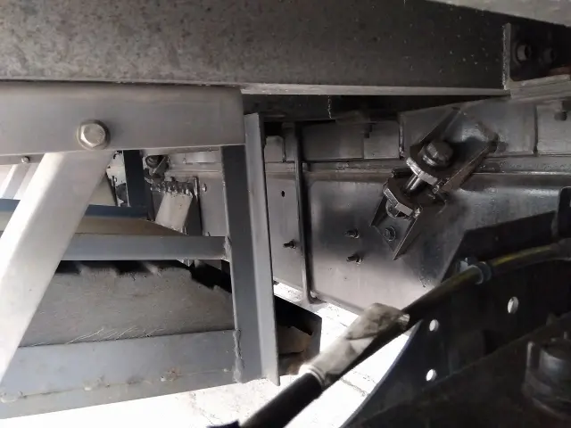 日野 プロフィア QPG-FW1EXEG(8x4)の写真12