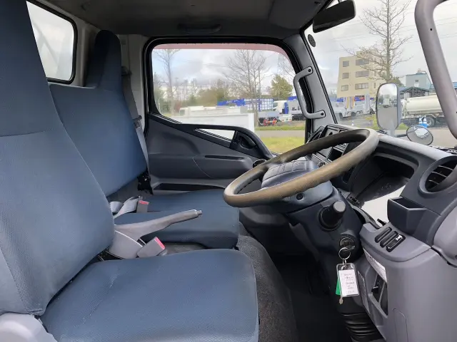 三菱 キャンター TKG-FEA50(2WD)の写真22