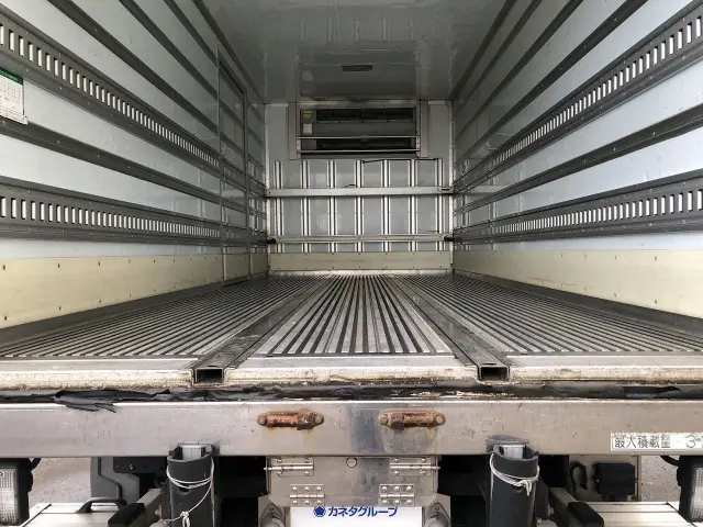 いすゞ エルフ TPG-NPR85AN(2WD)の写真9