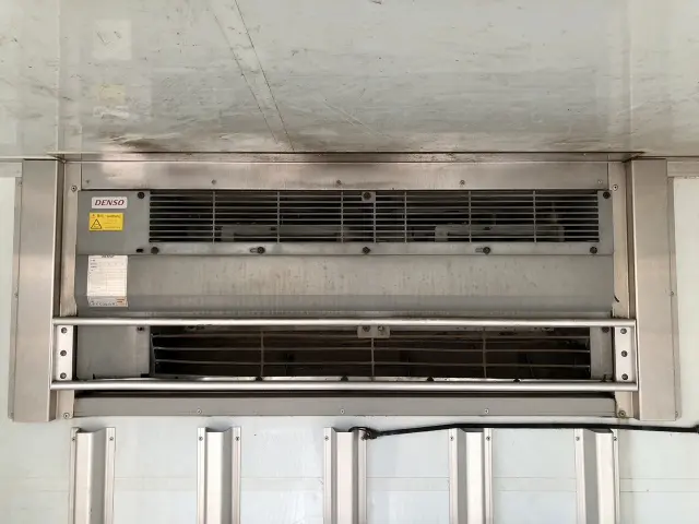 いすゞ エルフ TPG-NPR85AN(2WD)の写真12