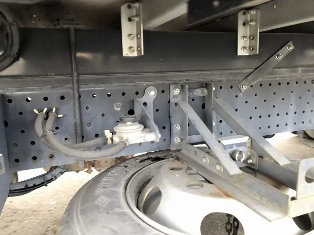 いすゞ エルフ TPG-NPR85AN(2WD)の写真13