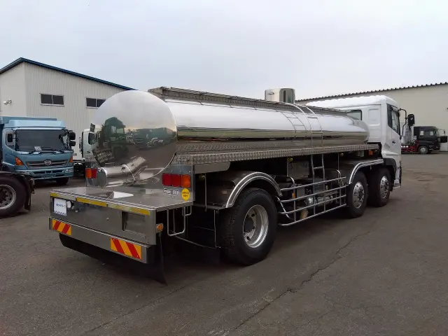 ＵＤ クオン ADG-CV4YL(6x2)の写真6