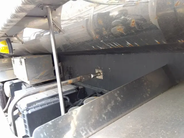 ＵＤ クオン ADG-CV4YL(6x2)の写真10