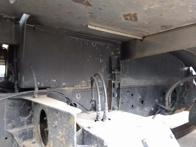 ＵＤ クオン ADG-CV4YL(6x2)の写真13