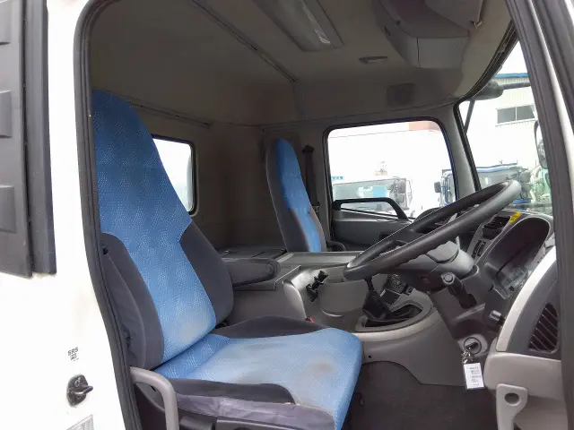 ＵＤ クオン ADG-CV4YL(6x2)の写真22