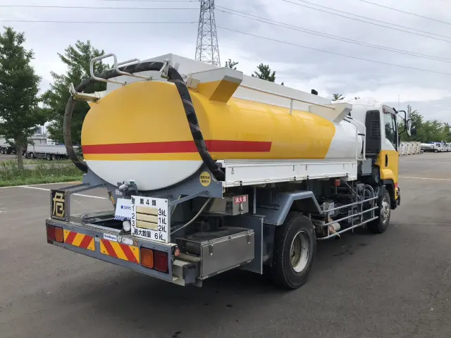 いすゞ フォワード SKG-FSR90S2(2WD)の写真6